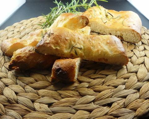 Ciabatta di pane turco al rosmarino