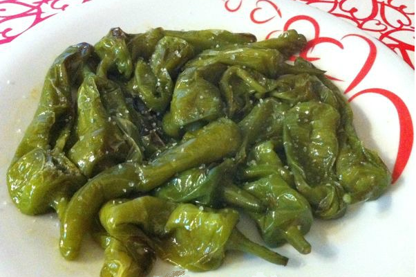 Peperoncini verdi fritti