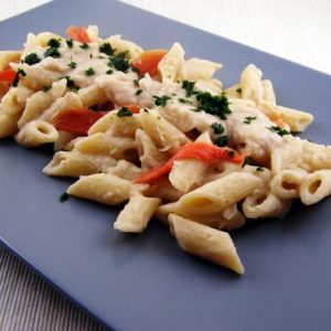 Condimento di cannellini e salmone