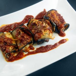 Involtini di melanzane mediterranei